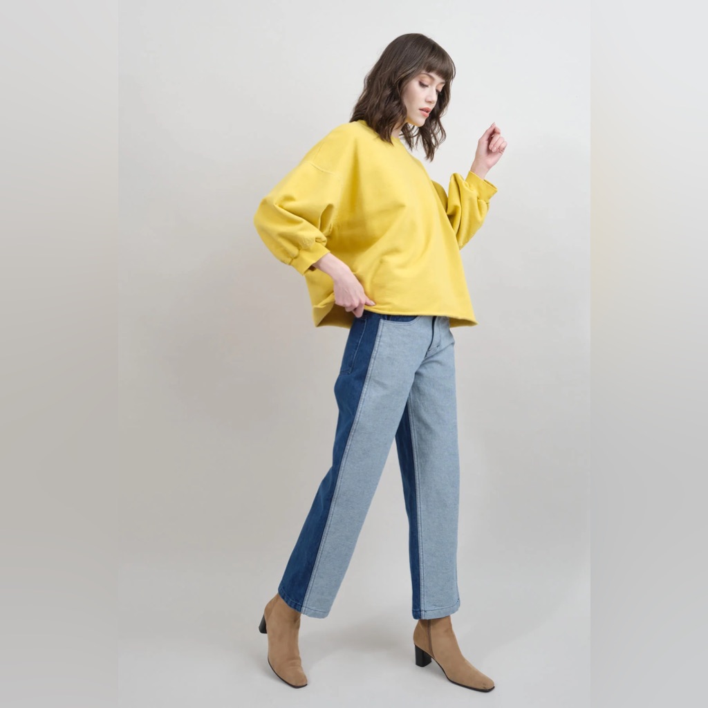 Carleen Wraparound Relaxed Jeans 0 — image 4 of 8